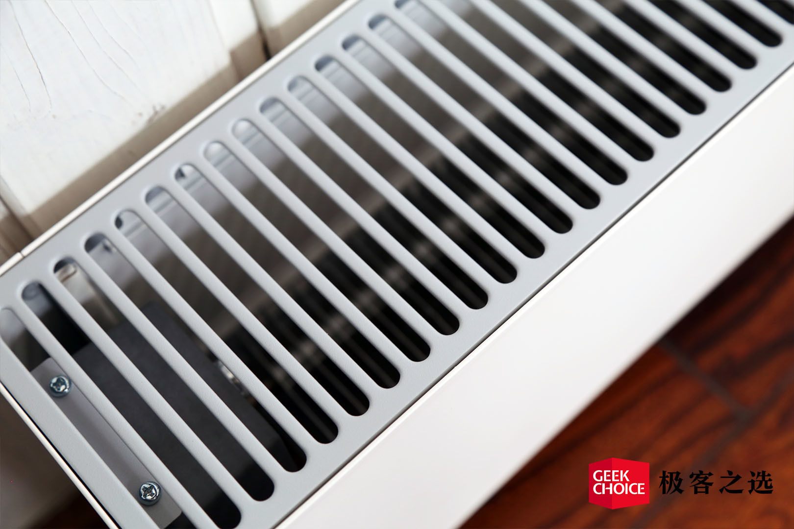 米家踢脚线电暖器e评测,米家踢脚线电暖器e的温感在哪里