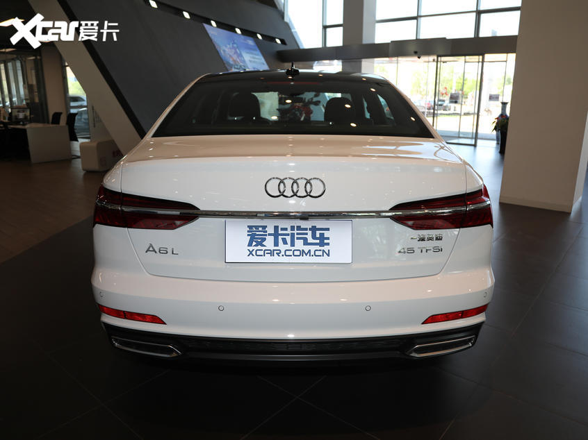 低配奥迪a6l值得买吗,低配奥迪a6l都有什么配置