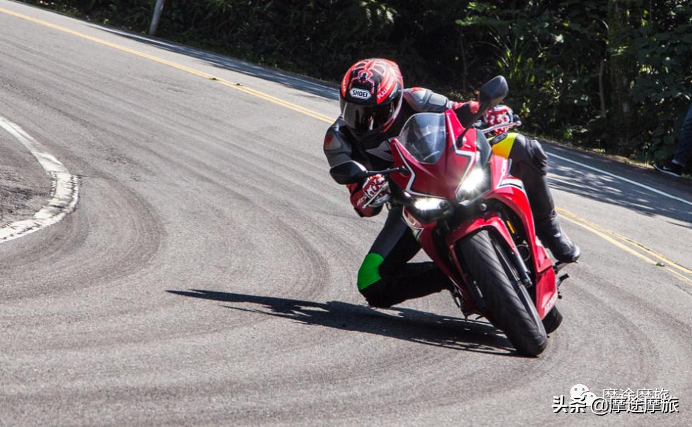 本田cbr500r测评视频,本田cbr500r和川崎400哪个值得买