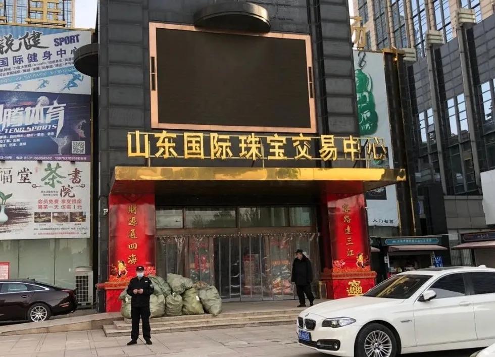 1人销量顶1000家门店！全哥是怎么成为快手珠宝带货头部的？