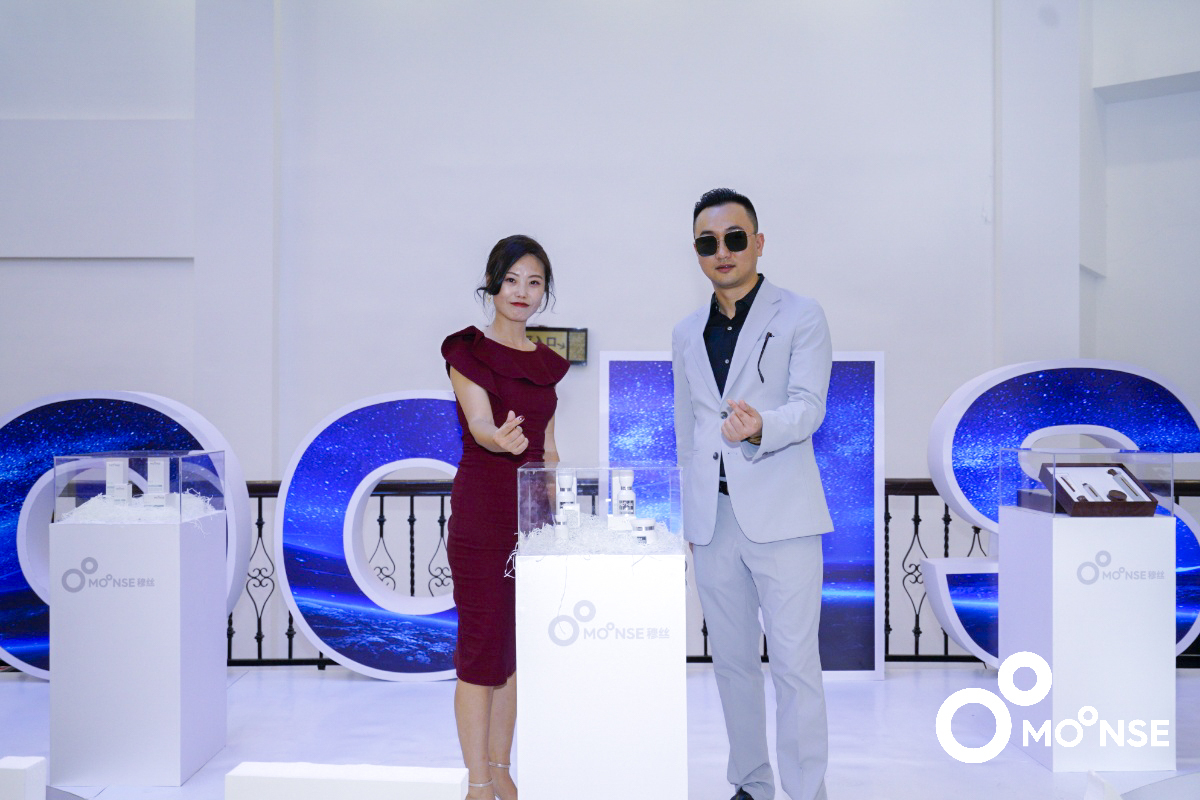 董璇林志颖助阵｜热烈庆祝穆丝六周年群星演唱会完美收官