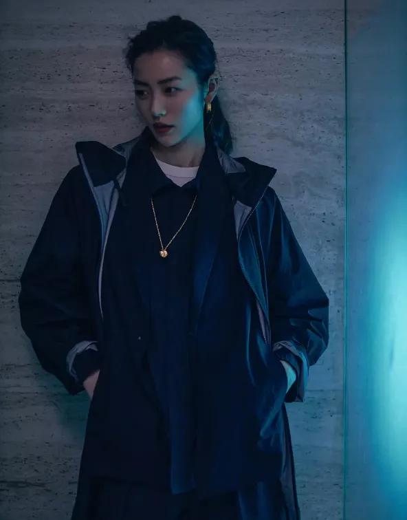 大表姐刘雯东山再起，代言国际大牌，曾“自杀式毁约”赔1.6亿