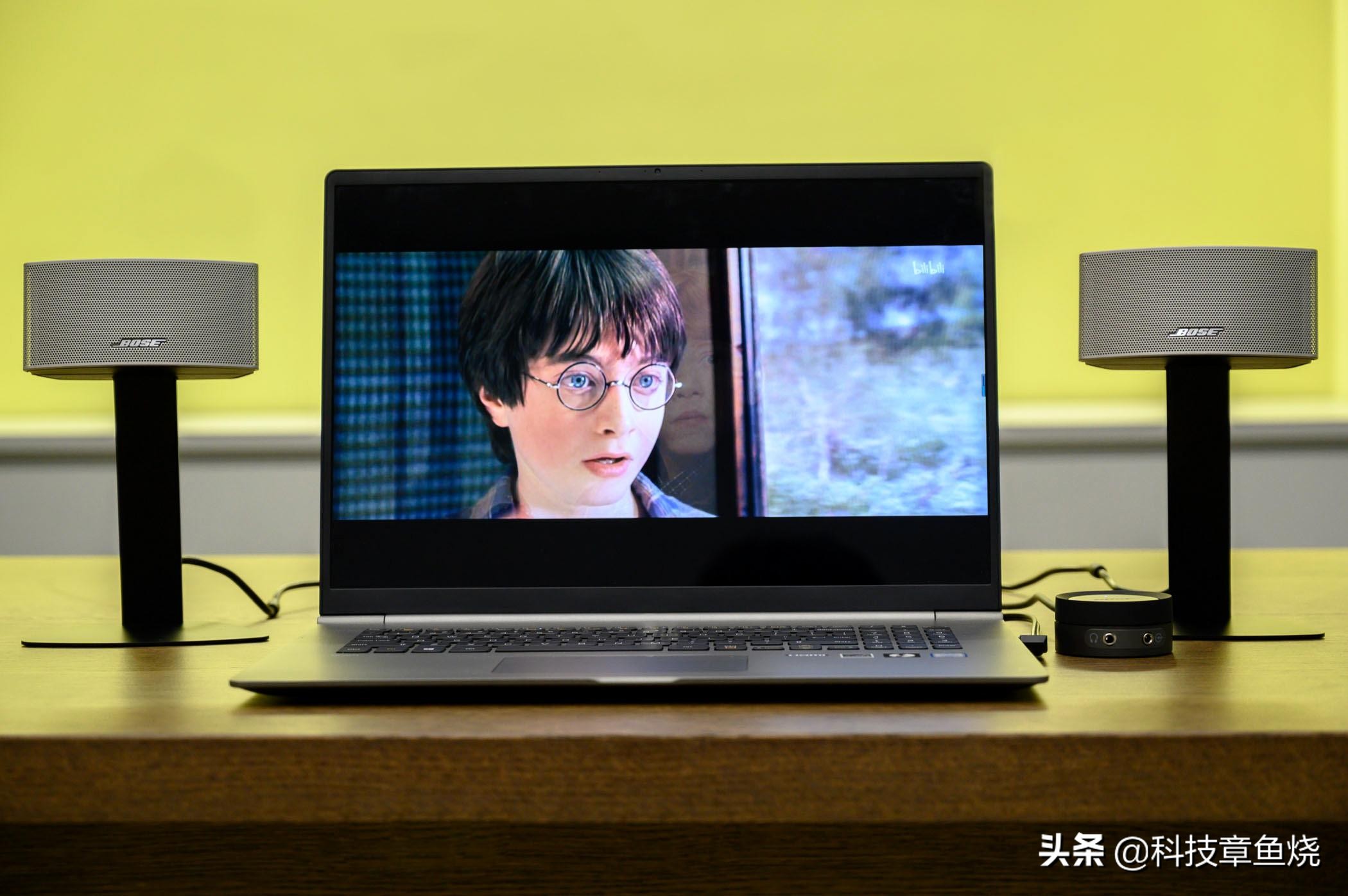 在家也能享受电影院氛围,在家也能感受ktv氛围