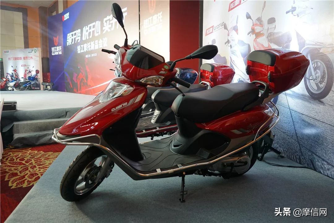 钱江摩托新品上市发布会强势登陆四川