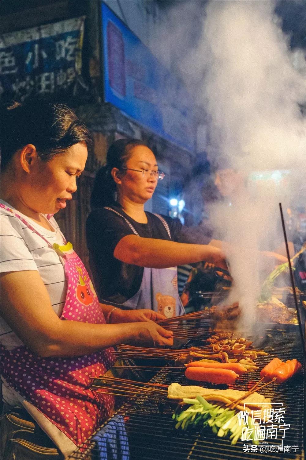 南宁东盟商务区烧烤摊,南宁2021烧烤店铺排行榜前十名