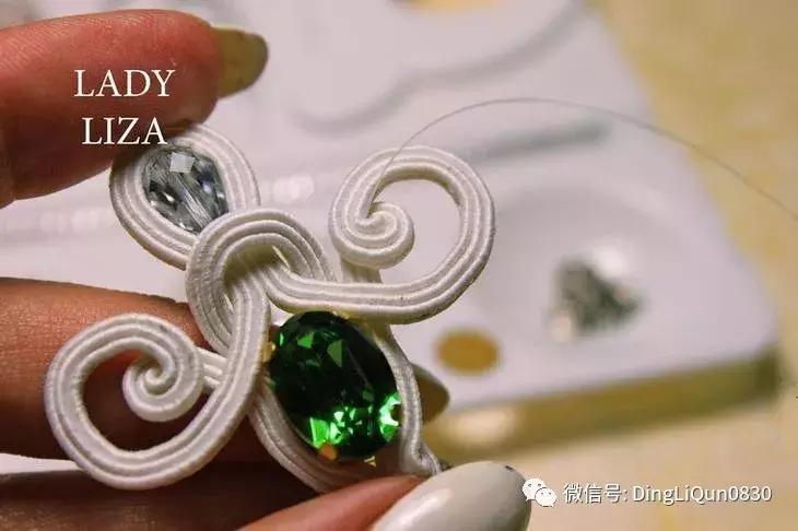 珍珠手工串珠教程,串珠教程简单优雅的s型珍珠耳坠