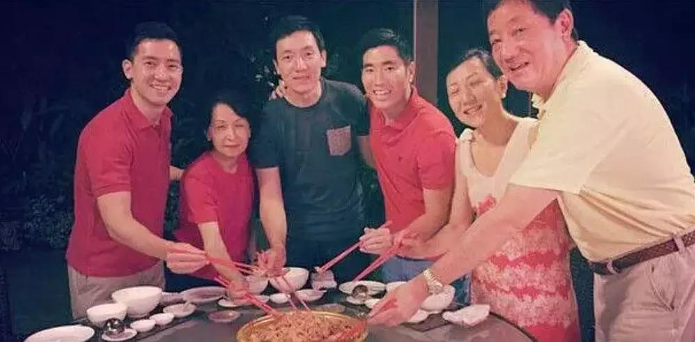 邓丽君心酸坎坷的一生,邓丽君经历过几次婚姻