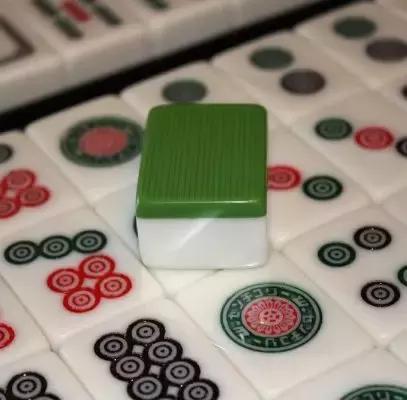 打麻将的技巧武汉麻将该怎么打,麻将教学入门武汉麻将