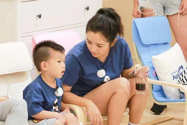 孩子总是撒谎该怎么正确教育,孩子总是撒谎父母该怎么做