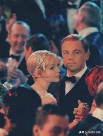 盖茨比令人感动的爱情观,盖茨比的爱情故事告诉我们