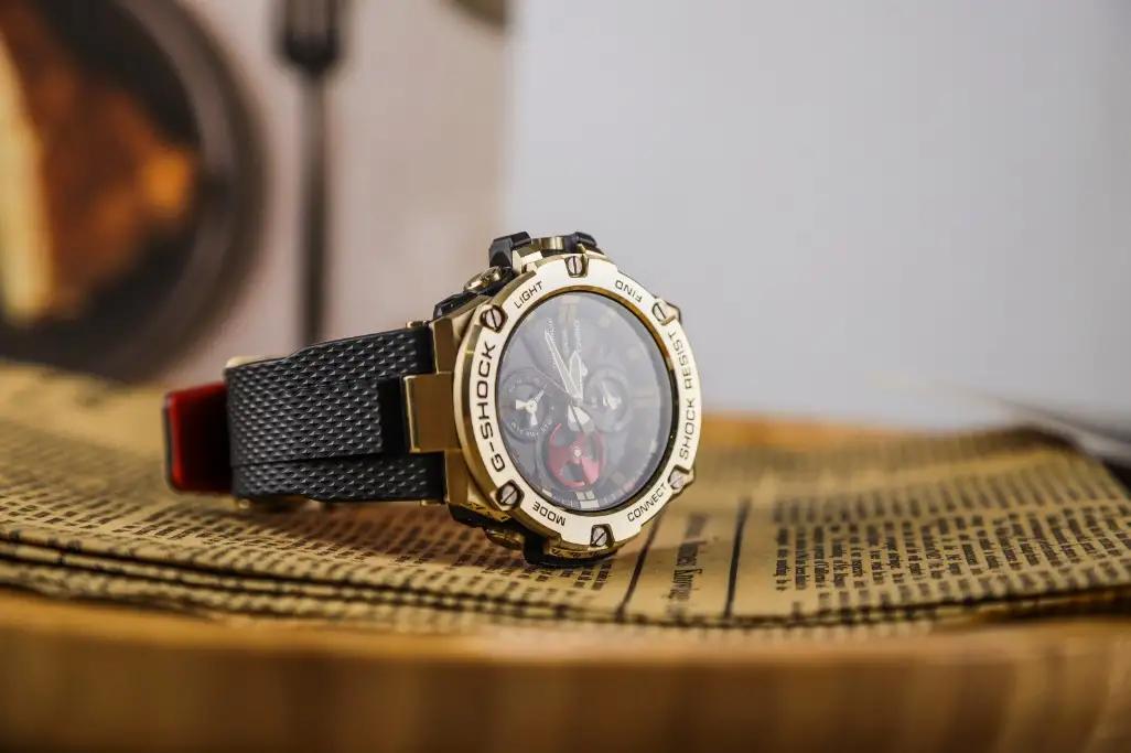 卡西欧八村塁手表如何看电量,卡西欧八村塁联名款手表怎么调试