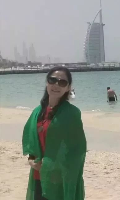 中国大妈拍照十大姿势抖音,中国大妈丝巾拍照姿势