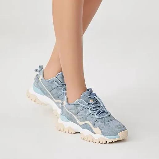 矮个子女生穿什么运动鞋好看,女生百搭运动鞋高级感