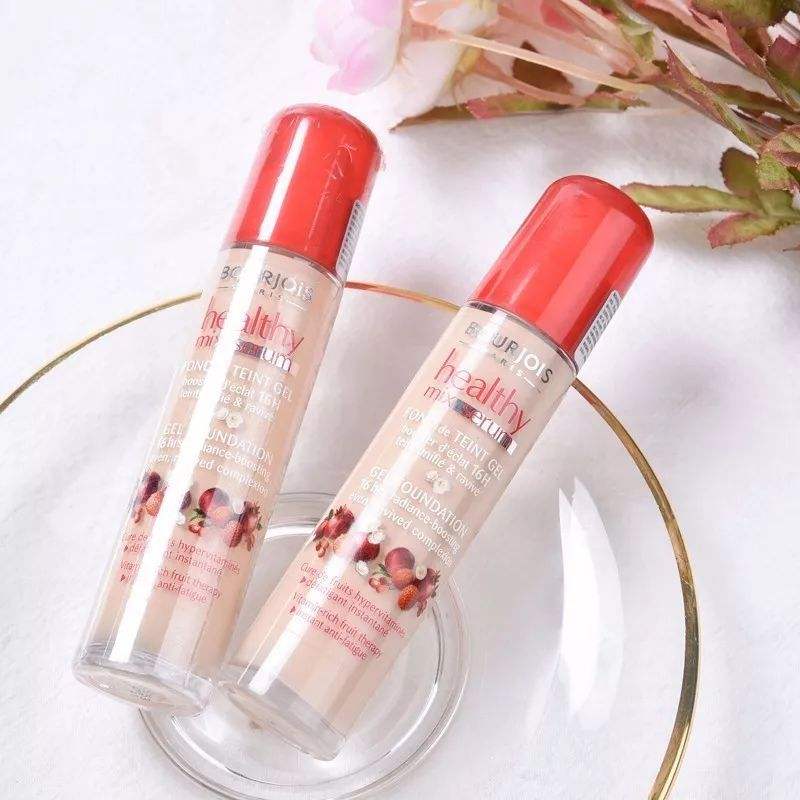 油皮粉底怎么才能脱妆不卡粉,油皮粉底怎么才不会斑驳