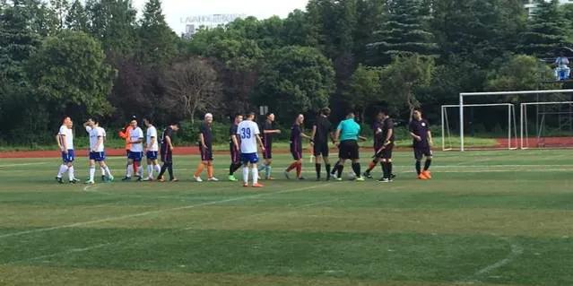 足球不仅仅是足球,中年人的足球已不仅仅是足球