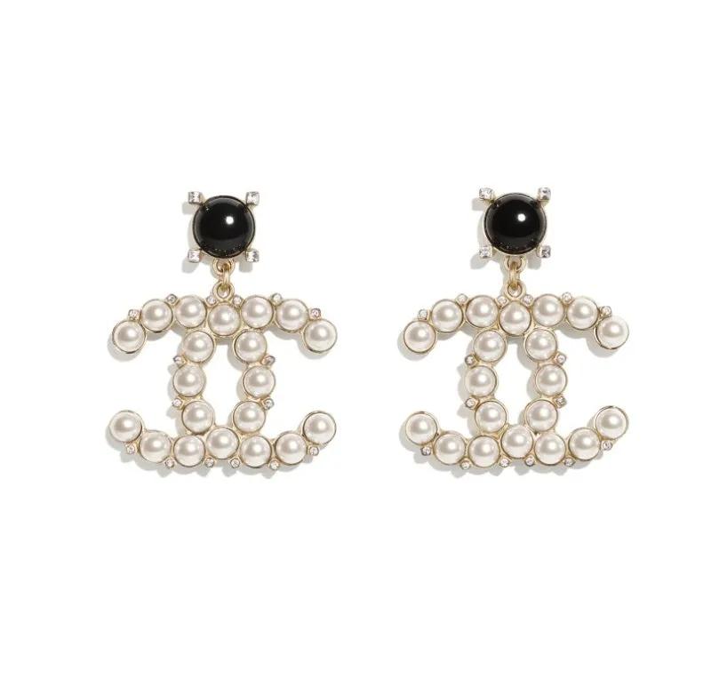 为什么大家都喜欢买香奈儿,香奈儿带给你的感触