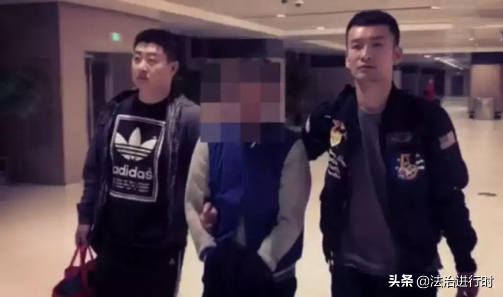 知名色情网站“草榴社区”4名核心成员被抓