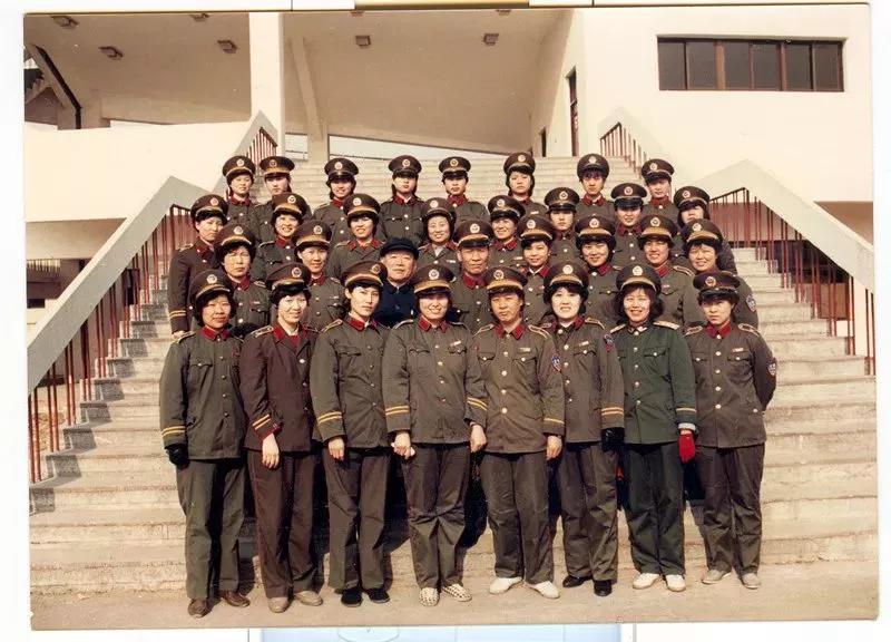 身穿警服是否能执法,穿上这身警服内心的感受