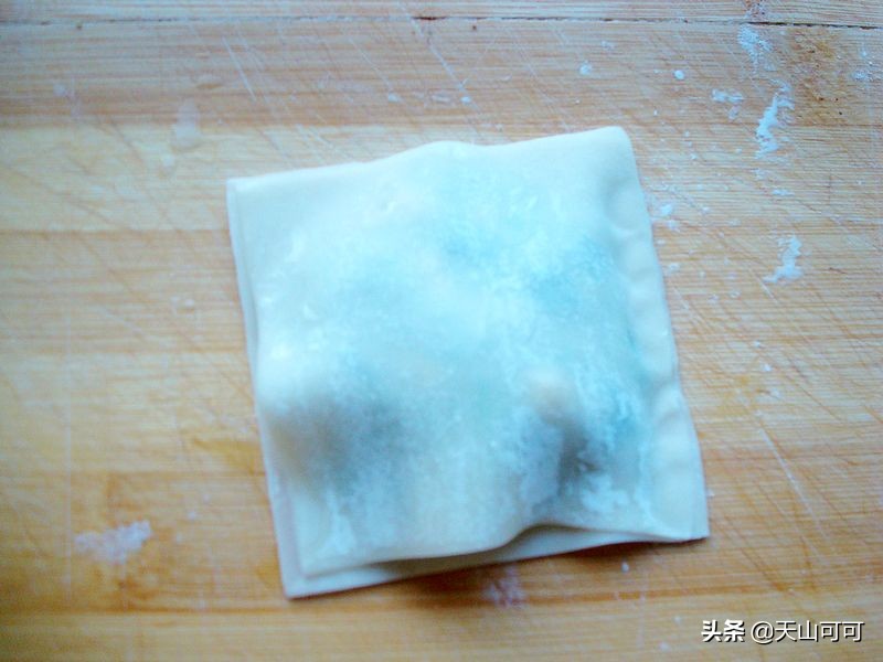 馄饨皮没吃完可以做什么,家里剩下馄饨皮怎么吃