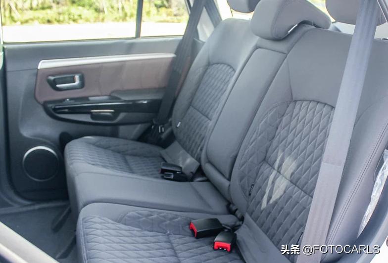 哈弗h5是超大型suv吗,哈弗h52.0两驱越野视频