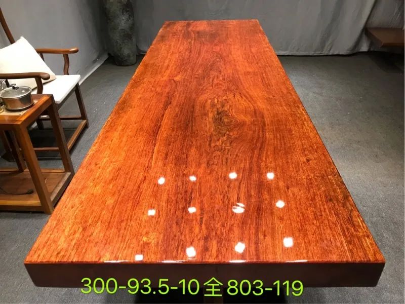 实木大板和红木家具哪个好,实木大板和仿古家具哪个好看