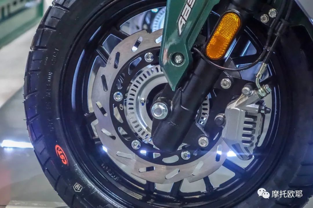 布雷斯通极宙adv踏板重庆,布雷斯通极宙adv踏板