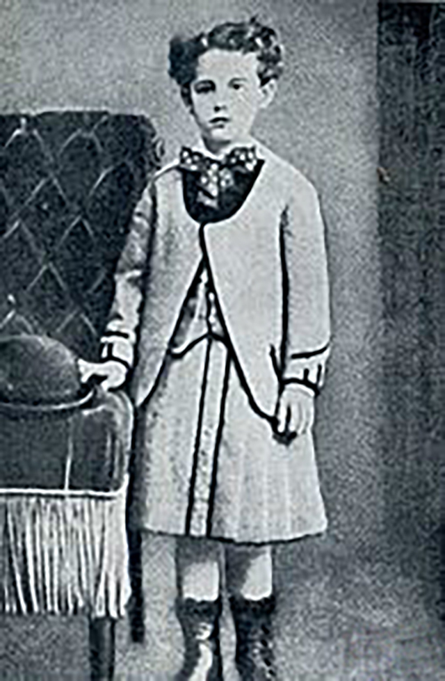 莫泊桑的一生告诉我们慎重选择,莫泊桑真实的故事深度解析