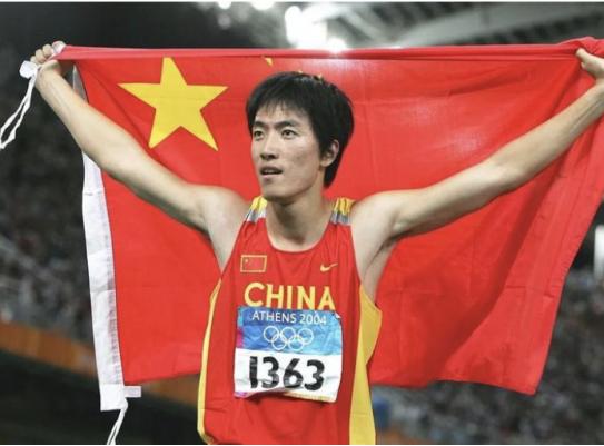 体坛冠军退役后遗症,体坛名将因伤退役都有谁