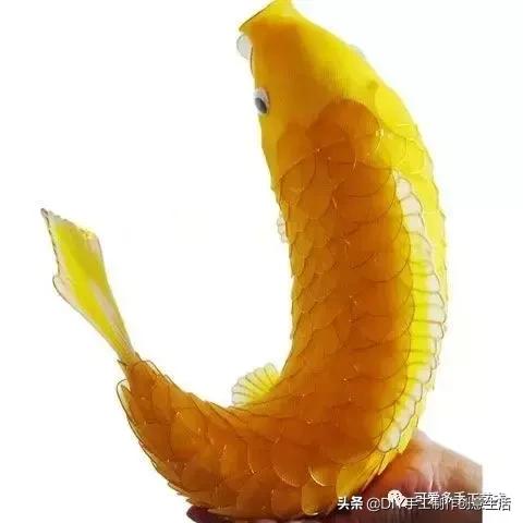 把彩色的*袜丝**套在铁圈上，最后竟然变得这么美（附教程）