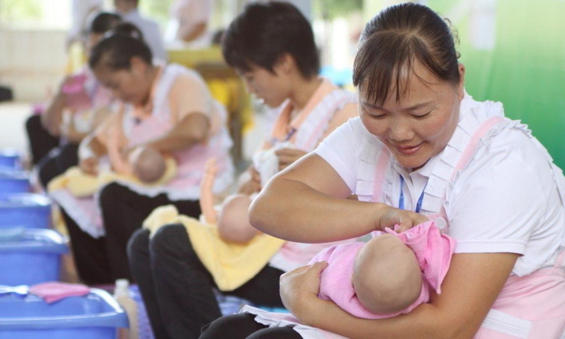 如何选择适合的月嫂,月嫂找私人的是好是坏