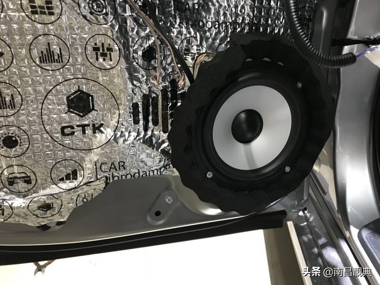 必伟汽车音响喇叭好不好,试听下南昌靓典改装后的丰田亚洲龙