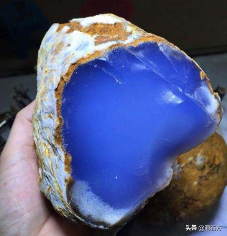 玉髓是什么料子,玉髓是不是玉