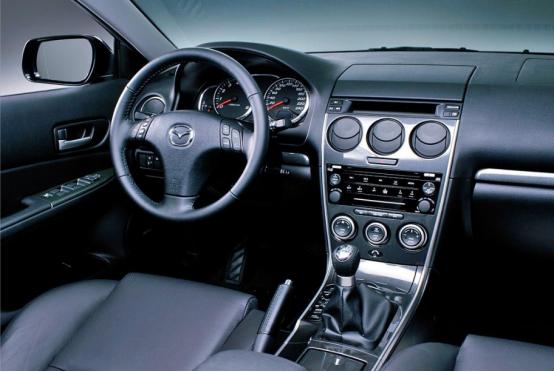 一代经典弯道之王马自达6,马自达6弯道王子