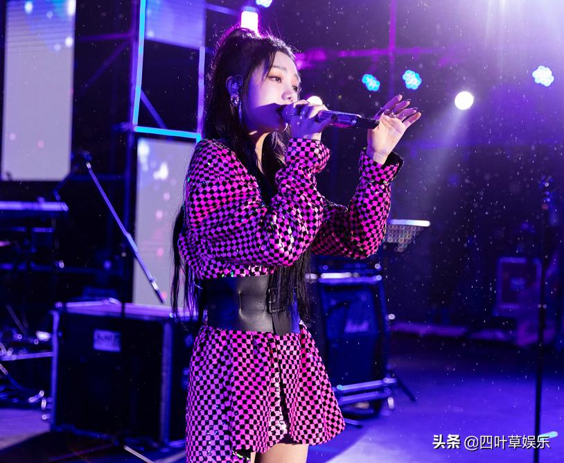 何不食肉糜?央视主持人提出的解压方式,让“打工人”更焦虑了