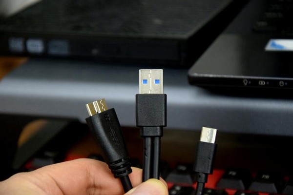 免驱刻录光驱,一专且多能