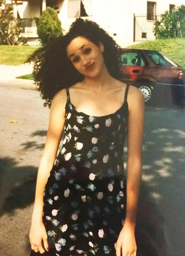 梅根只爱自己超自私!拿前夫当跳板跃入上流社会,哈里拿捏得住?