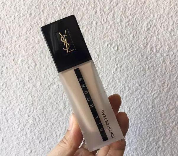 得物上的圣罗兰粉底液测评,ysl圣罗兰女粉底超模测评
