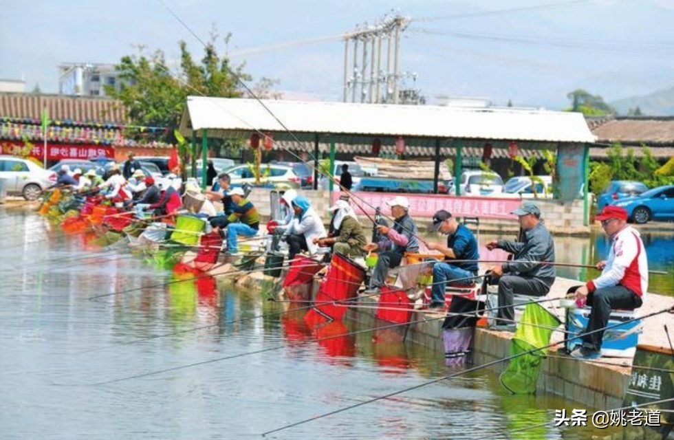 单钩通线野钓钓鱼钩要悬空吗,野钓时子线双钩缠绕小编给你支招
