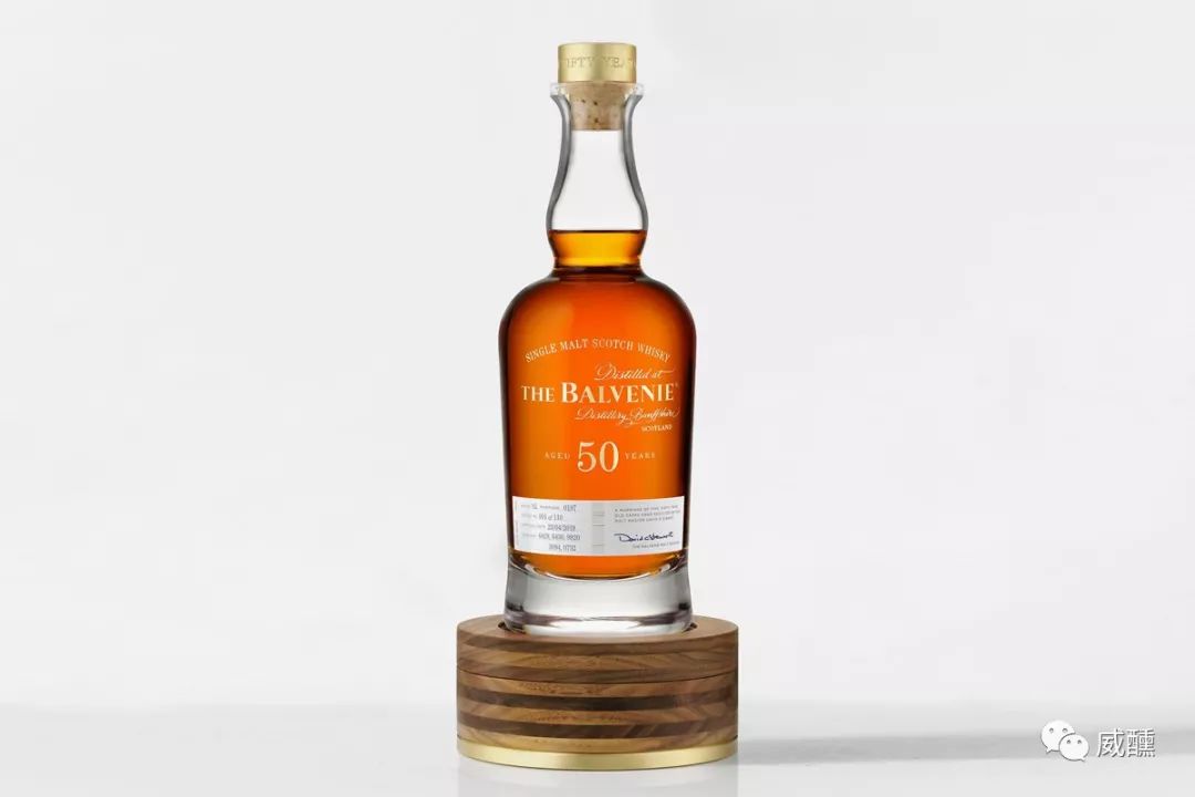 一顿饭吃了20万茅台,一顿饭喝了一箱茅台