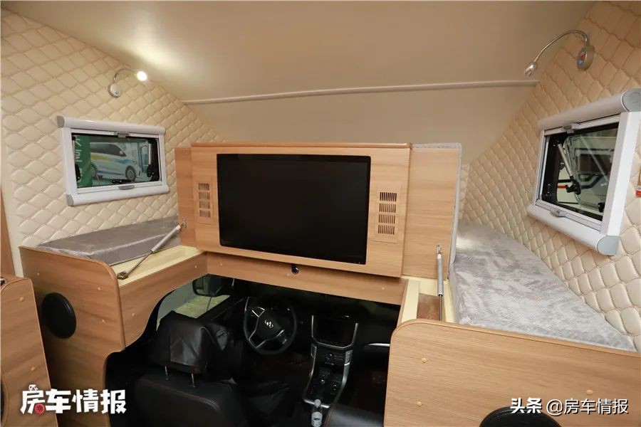 四驱单排皮卡房车最新布局三个床,最新款豪华顶配双排座皮卡房车