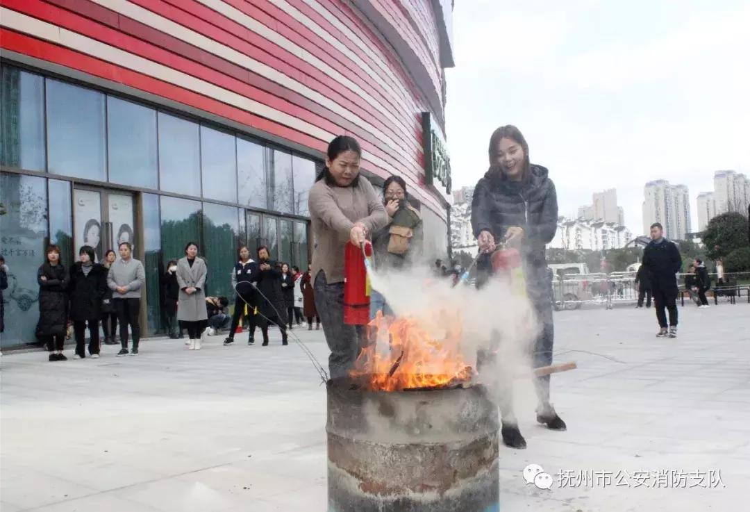 瑙佺伀涓嶆厡鎶墜灏辩伃,瑙佺伀涓嶆厡鎶墜灏辨墦瑙嗛