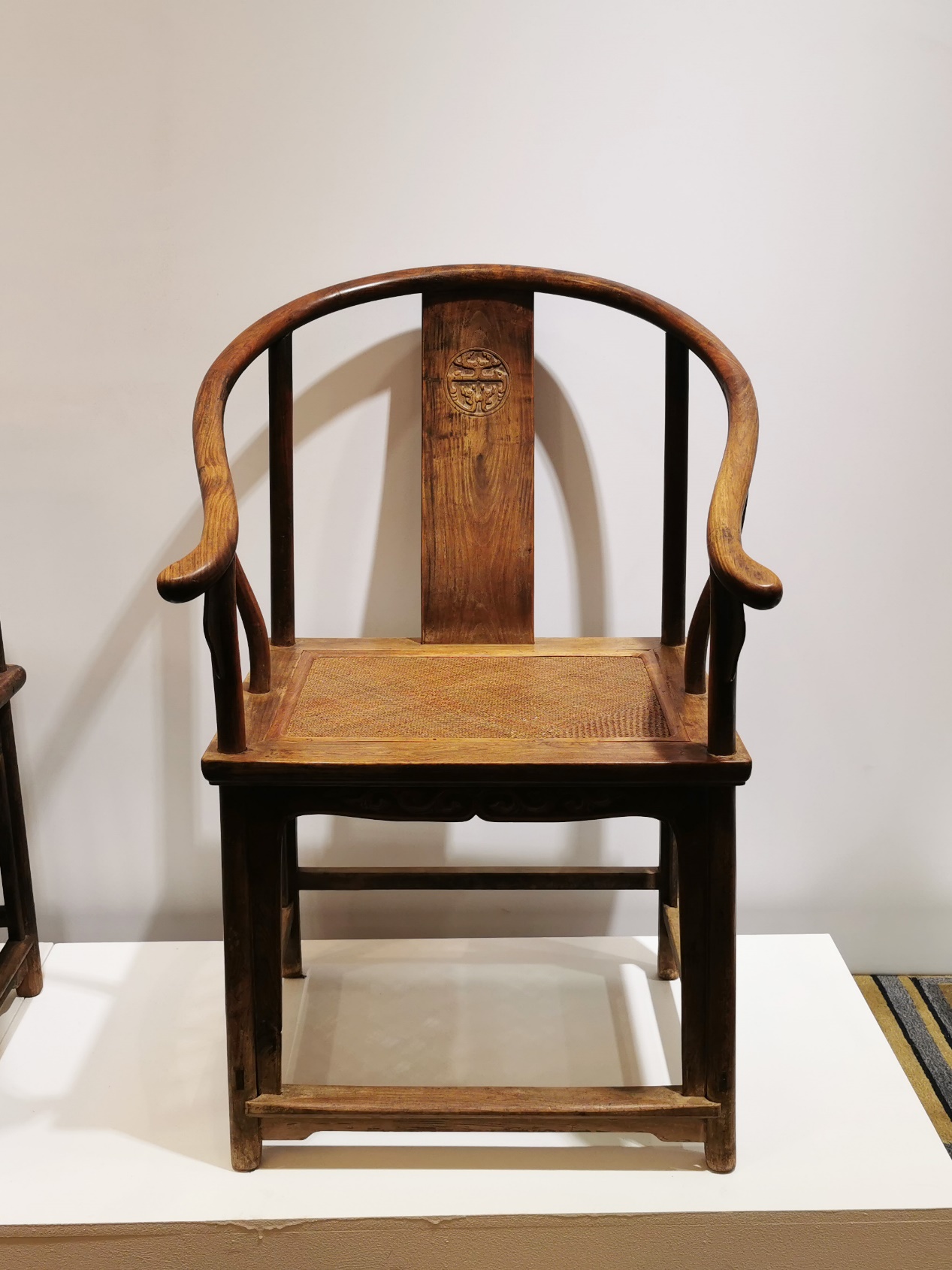 顶级黄花梨交椅价格,黄花梨官帽椅价目表