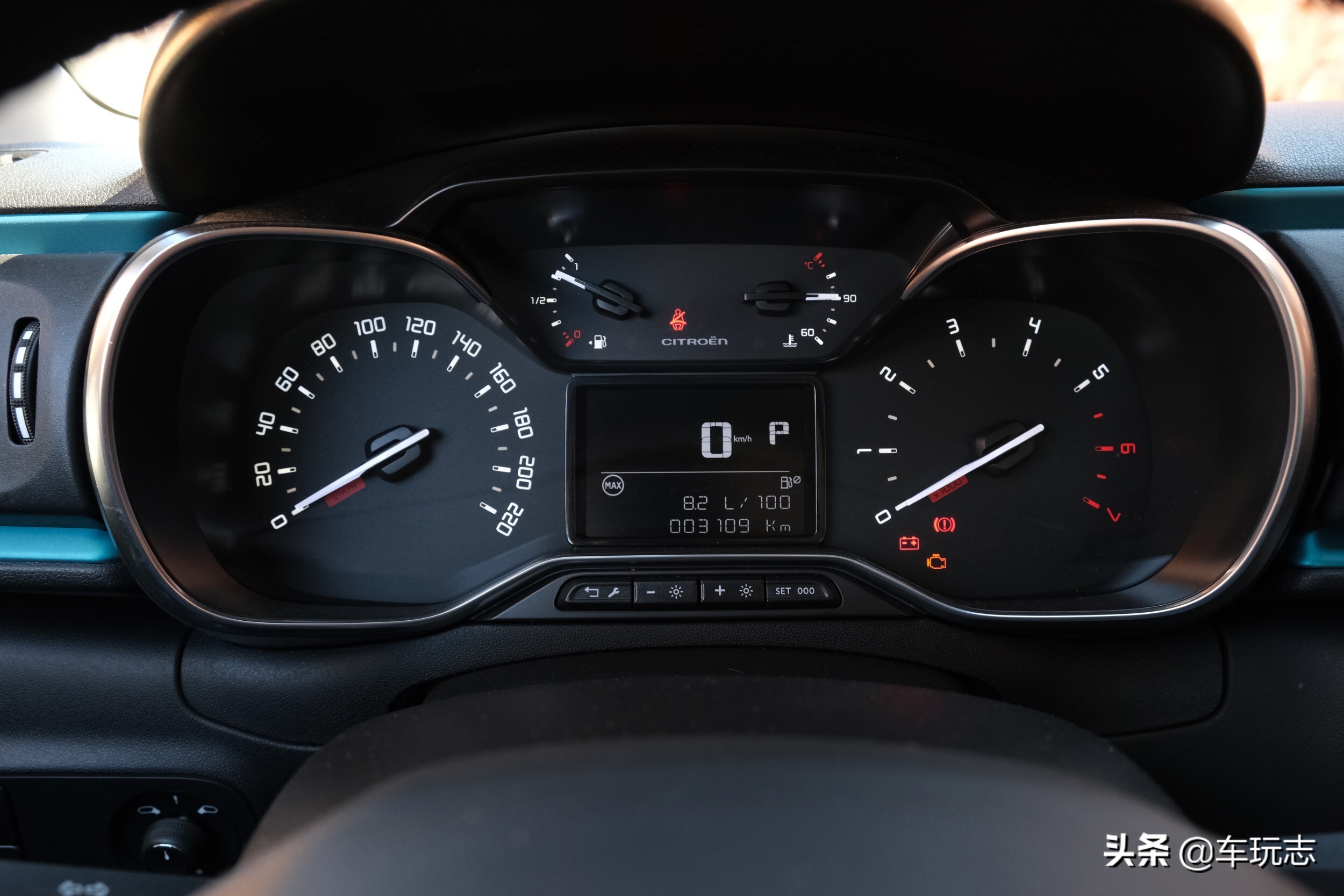 雪铁龙c3l手动试驾视频,22款雪铁龙c3xr1.2t