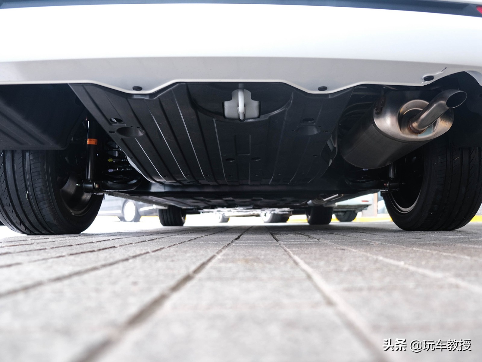 本田凌派锐混动2021款怎么开省油,凌派2022款1.0cvt豪华版新车油耗