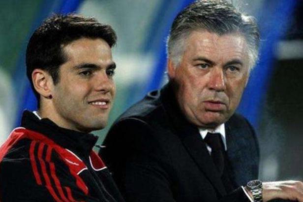 米兰圣诞树阵型,米兰圣诞树阵容四个十号中场