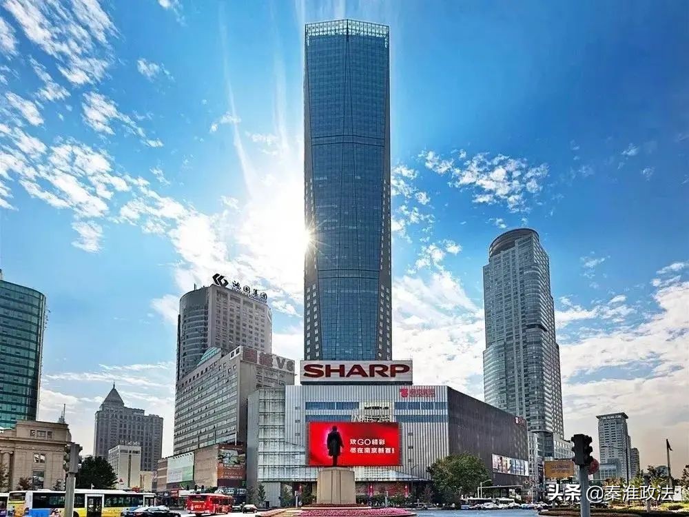 假期余额不足赶紧出门玩,假期余额不足快来嗨