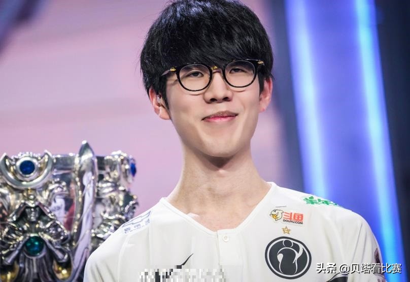 小虎谈theshy中单,小虎评价theshy打法