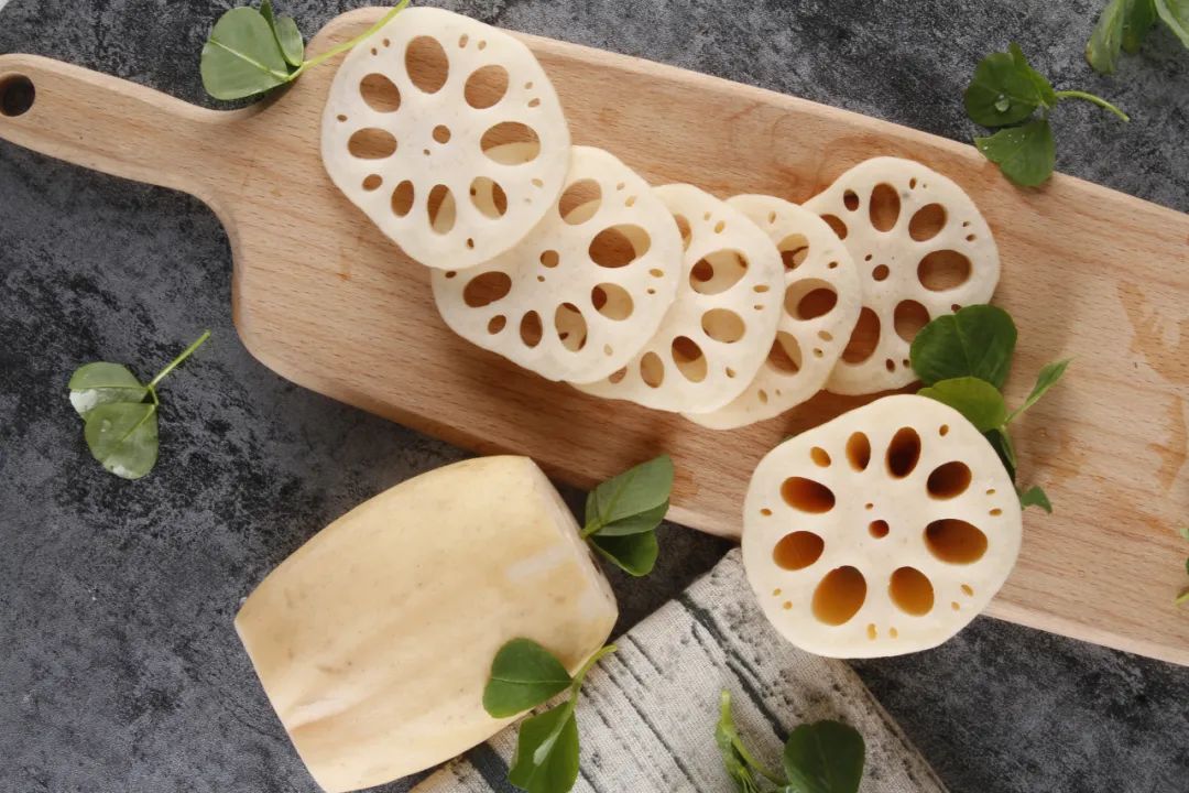 小暑至觅一处清凉守一寸静谧时光,今日小暑风动莲生香心静自然凉