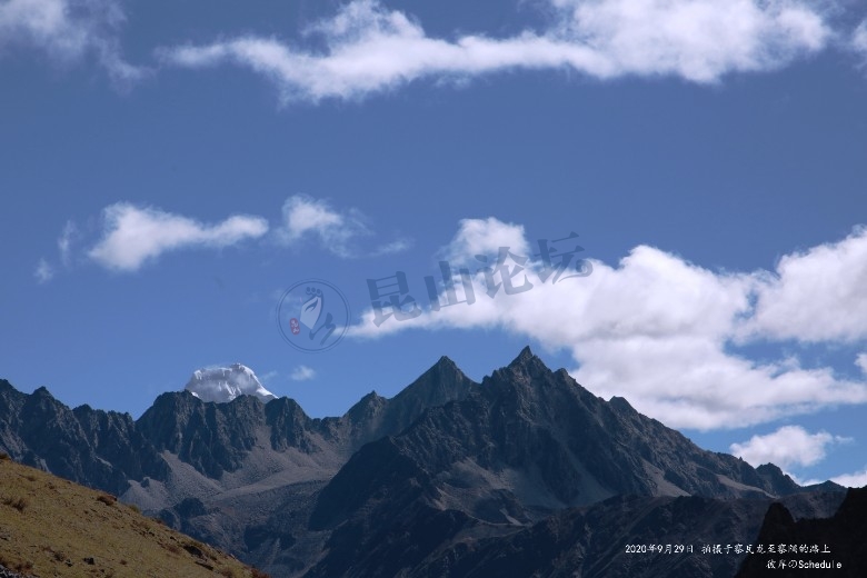 一个人的进藏之旅,一个人一台车旅游的视频