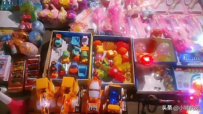 盘点地摊王者,地摊王者出摊必火新闻